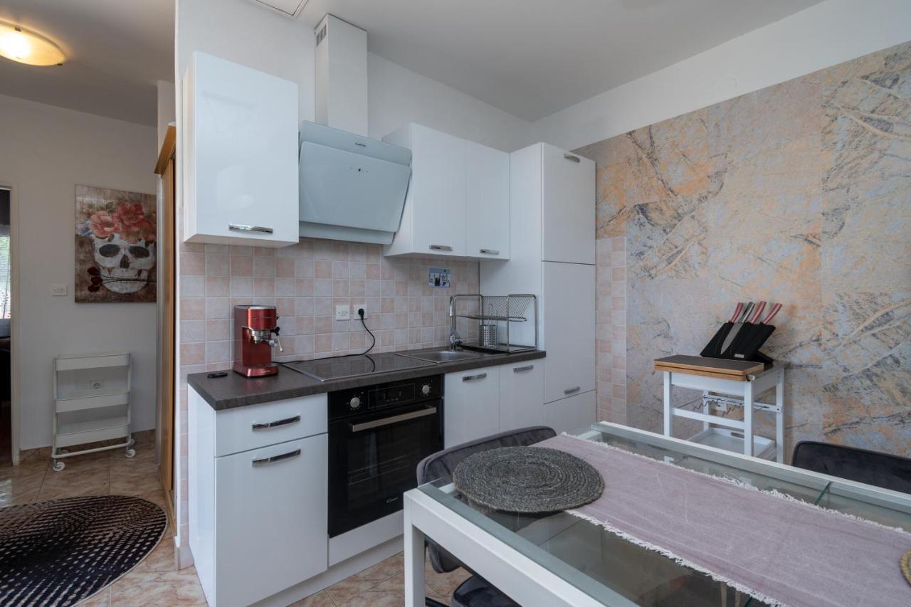 Apartments With Wifi Sali, Dugi Otok - 8189 Екстериор снимка